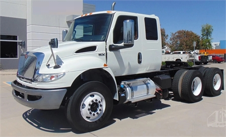 2020 INTERNATIONAL MV TANDEM CAB AND CHASSIS, 