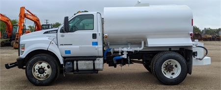 2016 FORD F750 WATER TRUCK, 